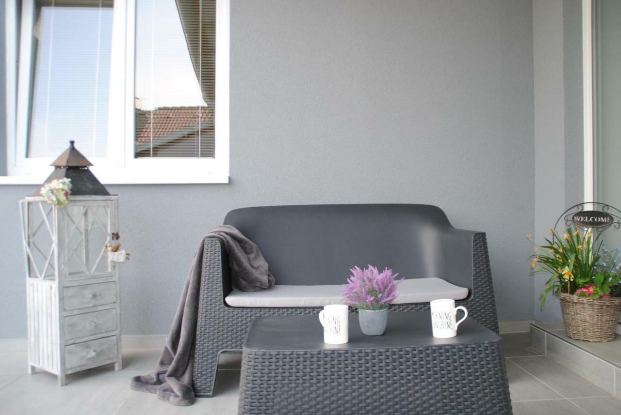 דירות Ratiskovice Apartman U Lesa מראה חיצוני תמונה